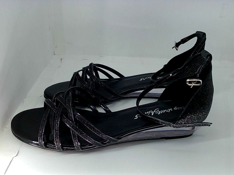 Easy Street Womens Aline 5 Sandal Open Color Black Size 9.5 Pair of Shoes