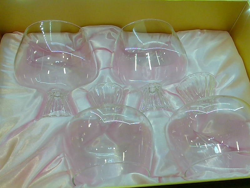 Elegant 19 Oz Clear Goblet Glasses Set of 4