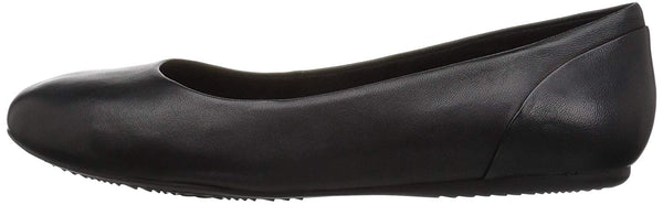 Softwalk Women's Sonoma Ballet Flat Color Black Size 9 XWide Pair of Shoes
