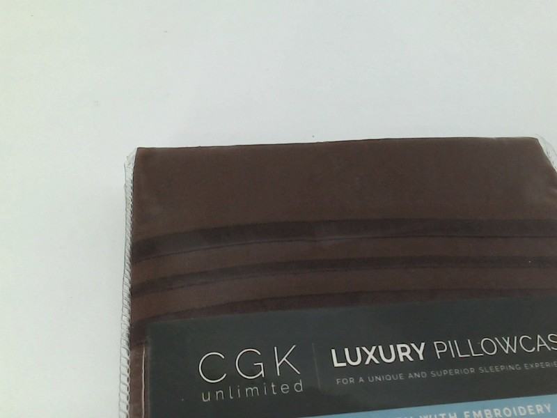 Luxury Rebel Pillowcases Color Brown Size Queen 2 Pack