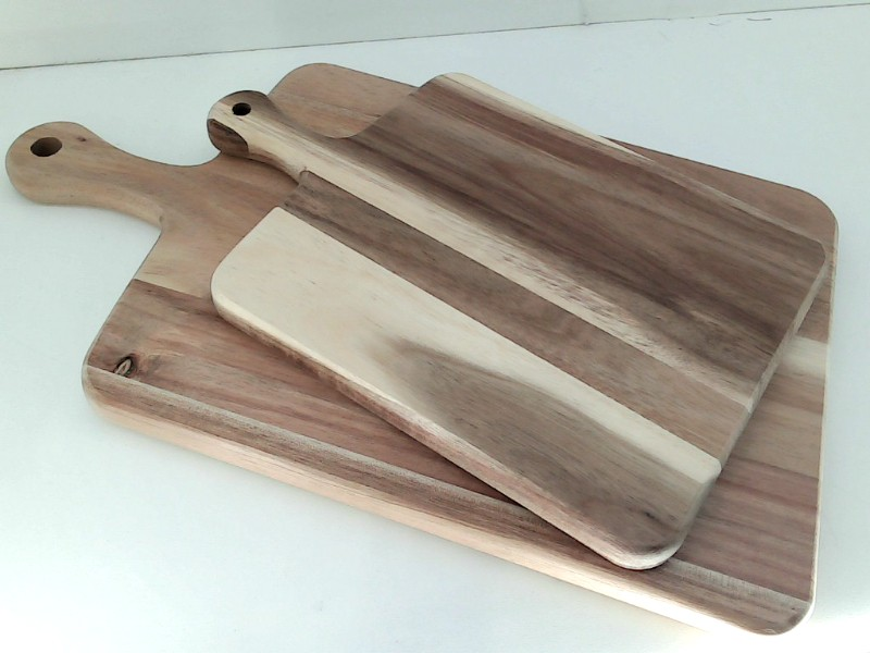 2 Wooden Cutting Board