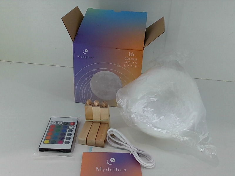 16-Color Moon Lamp with Remote Control - 4.7 Inch