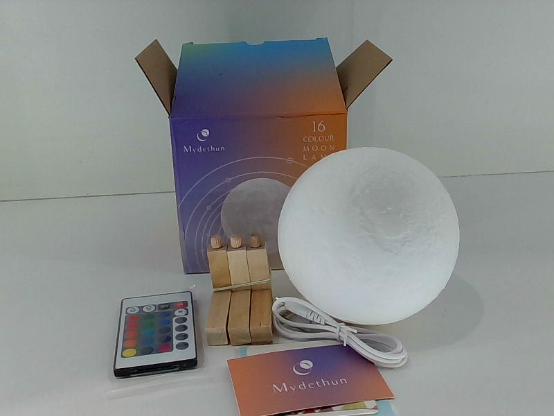 16-Color Moon Lamp with Remote Control - 4.7 Inch