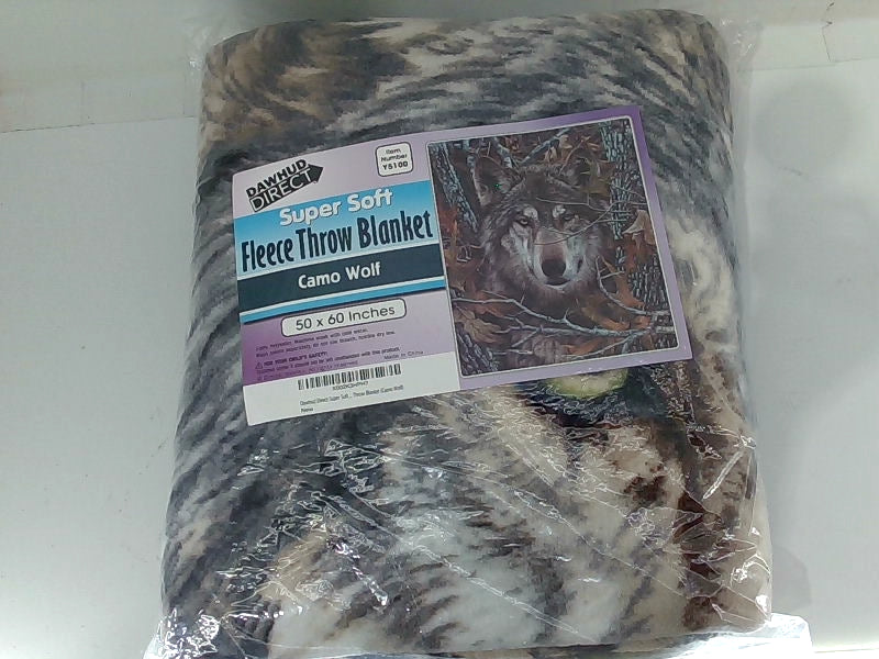 Camo Wolf Super Soft Fleece Throw Blanket - 50x60 Inches