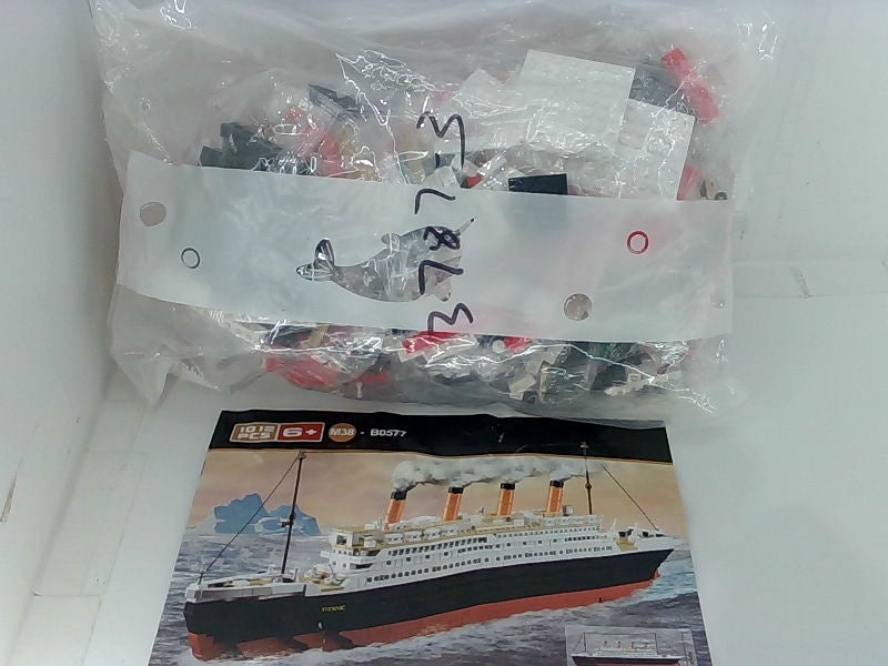 Orbisify Titanic RMS Cruise Ship Model Kit