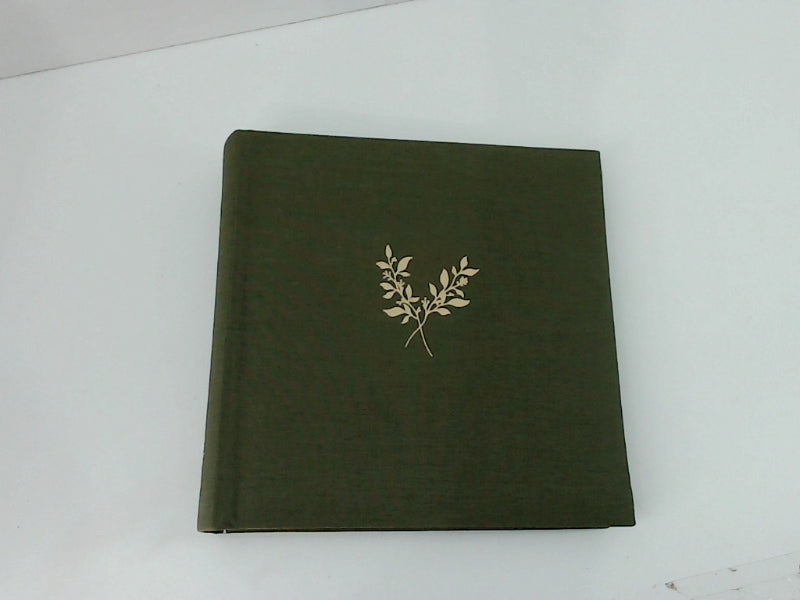 Stylish 9x9 Green Photo Album by La Lente Perfect Home Accessory