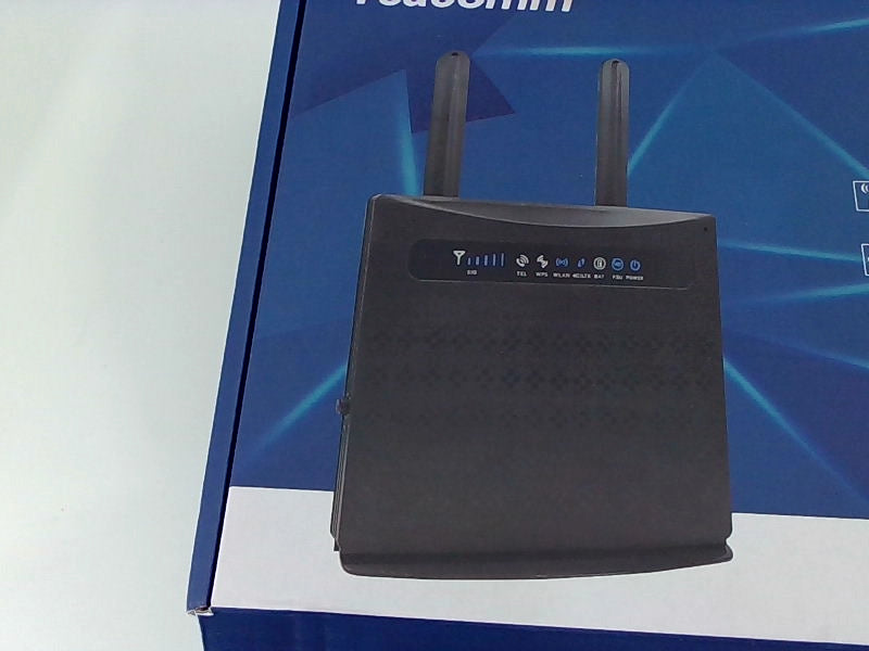 Yeacomm 4G LTE Wi-Fi Router with SIM Card Slot P21