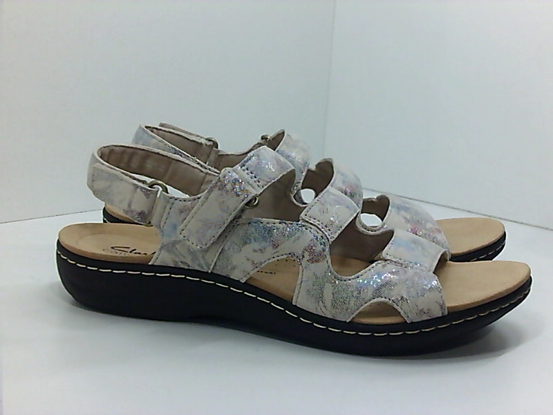 Clarks Womens Flat Sandal Open Toe Casual Flat Sandals 6 Pair of Shoes