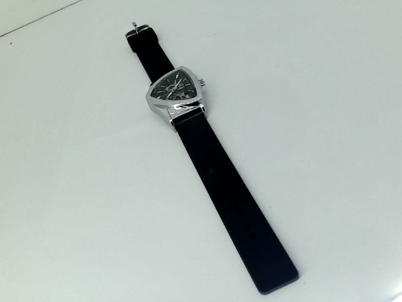 Forsining Men's Triangular Black Wristwatch