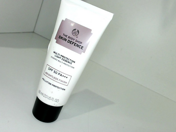 The Body Shop Skin Defence Mask