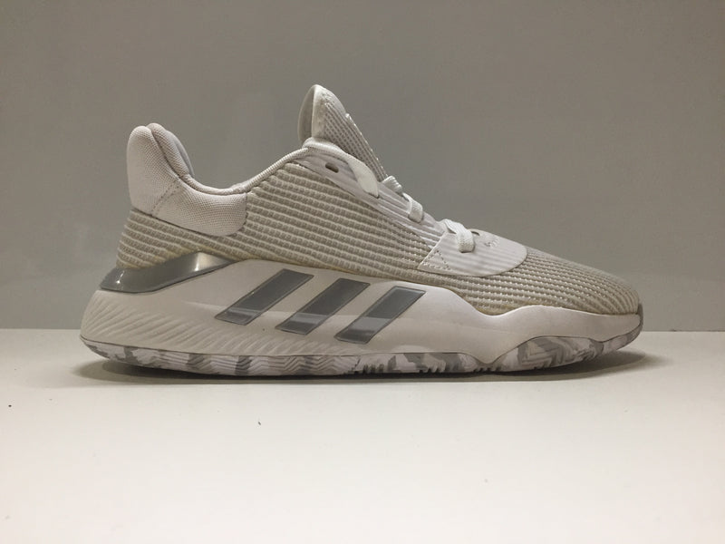 New Adidas Pro Bounce 2019 Low White Grey Size 9 Pair Of Shoes