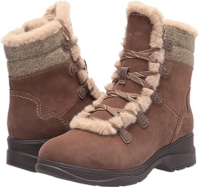 Clarks Women's Aveleigh Zip Warmlined Fashion Boot Size 6.5 Wide Pair Of Shoes