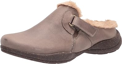 Clarks Women's Roseville Clog Dark Taupe Leather Size 5.5 Pair of Shoes