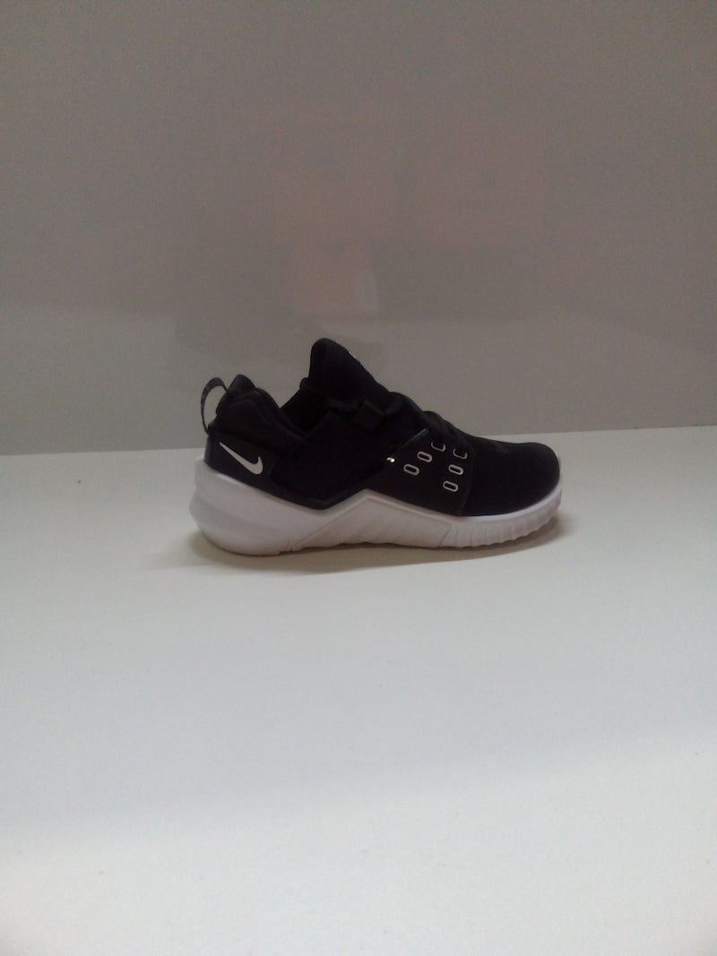 Nike Women's Fitness Shoes Black White Size 5 Pair Of Shoes