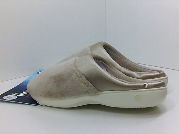 Isotoner Womens Closed Toe Slip on Slippers Size 8.5 Pair of Shoes
