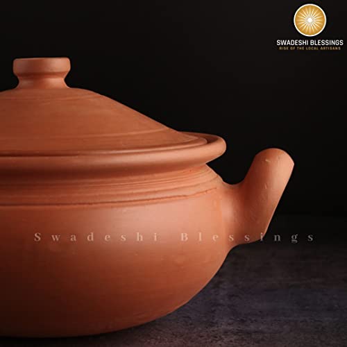 Unglazed Clay Cooking Pot With Lid 2 Liters Mirror Shine Finish