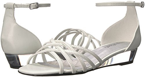 Easy Street Womens Sandal White White Patent Piping 8.5 Wide US Pair of Shoes