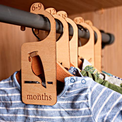 Baby Clothes Wood Size Dividers – 8 Double Sided Baby Closet Dividers - Organize Your Clothes with Baby Hangers for Nursery - Range of Newborn to 24 Months - Closet Dividers for Boys & Girls
