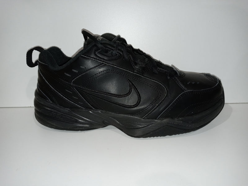 Nike Men Size 6 Black Air Monarch 4e Pair Of Shoes
