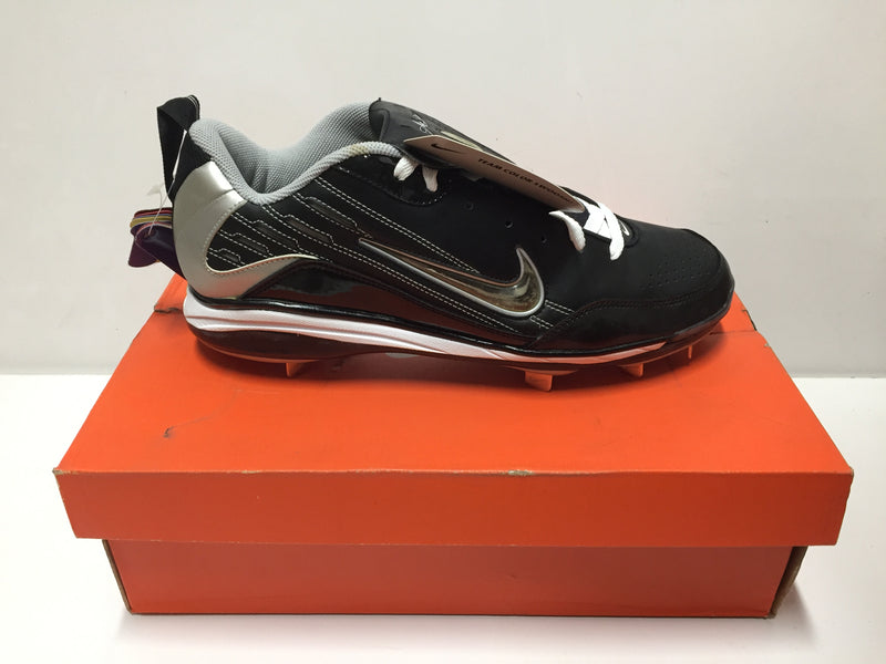 NIKE Men SIZE 11.5 BLACK/WHITE SHOW ELITE MVP Pair of Shoes