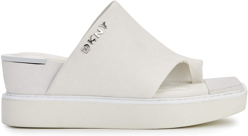 DKNY Women's Tarah Sandal Size 6.5