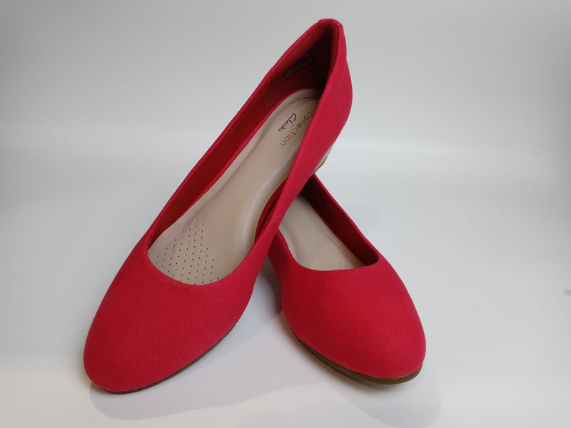 Clarks Women's Mallory Luna Pump Red Size 8 Pair Of Shoes