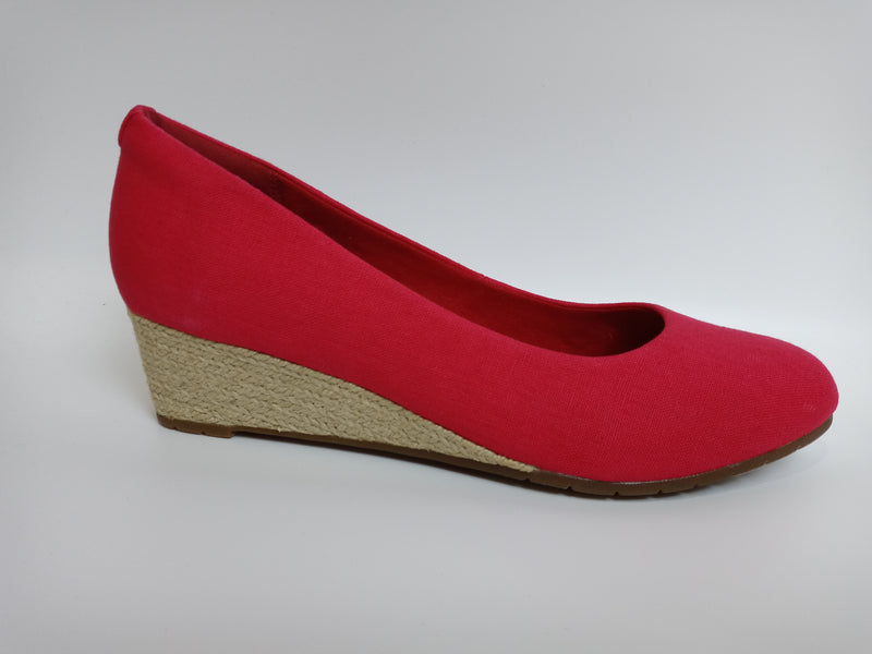 Clarks Women's Mallory Luna Pump Red Size 8 Pair Of Shoes